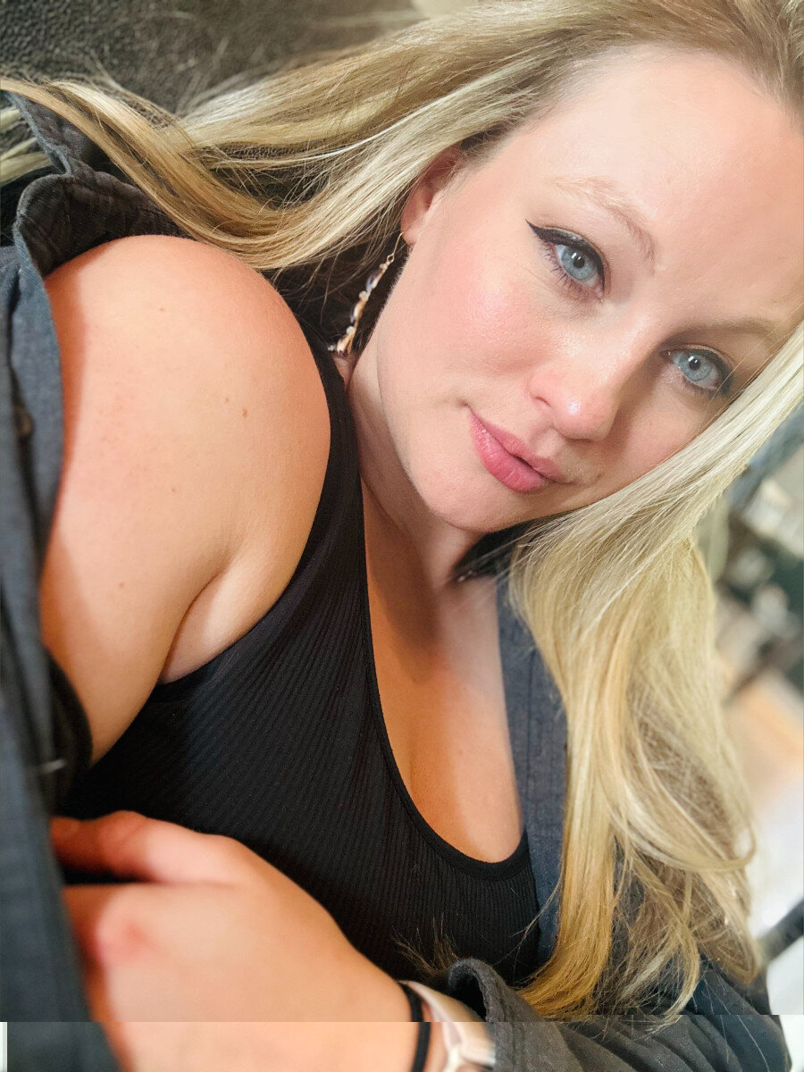 Naughtynannyjuanita (@naughtynannyjuanita), OnlyFans creator