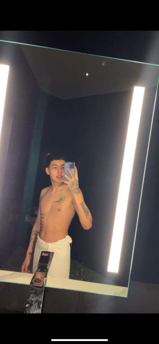 Nawfsidemig (@nawfsidemig), OnlyFans creator