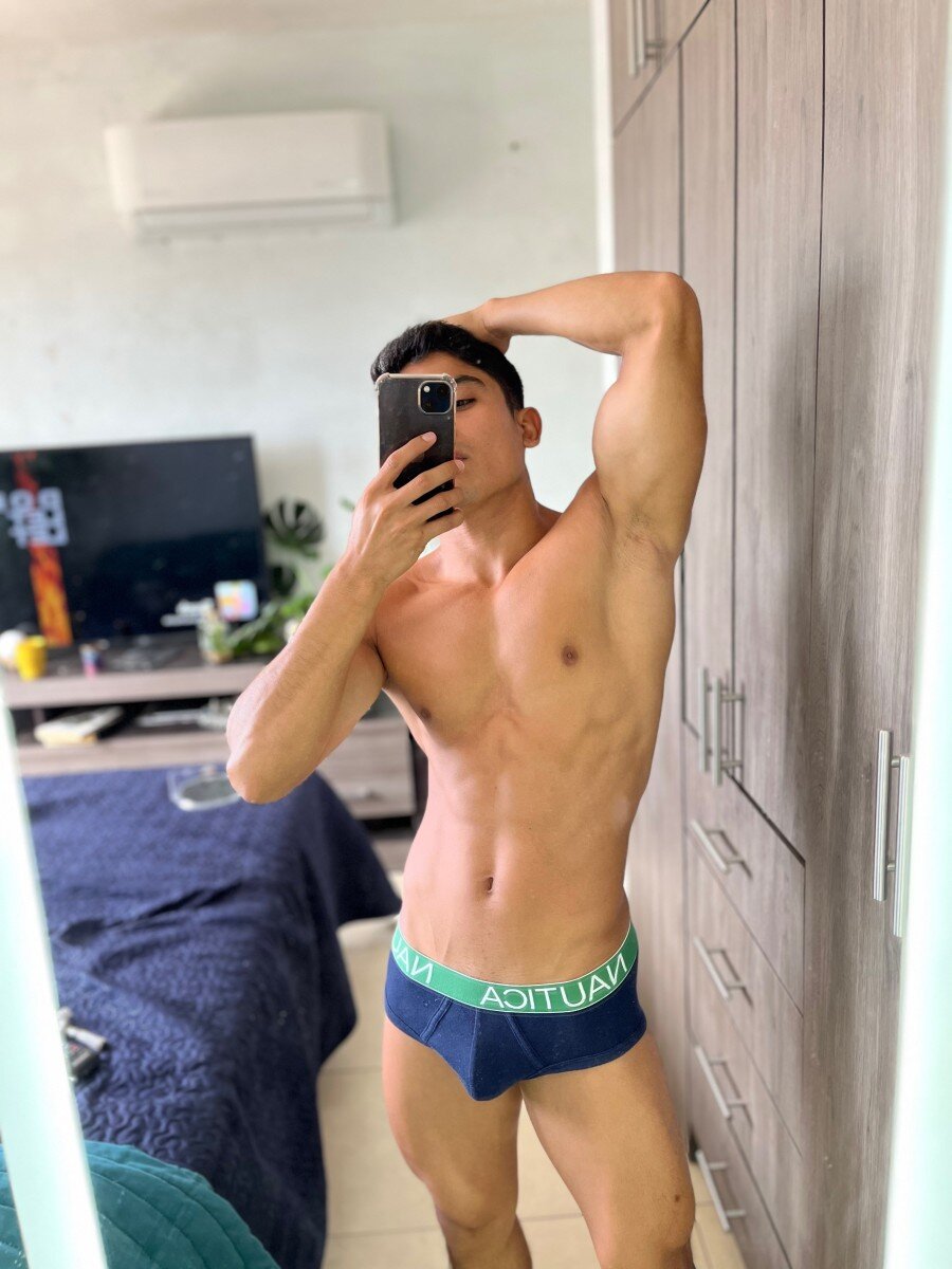 Nelsogarcia3 (@nelsogarcia3), OnlyFans creator