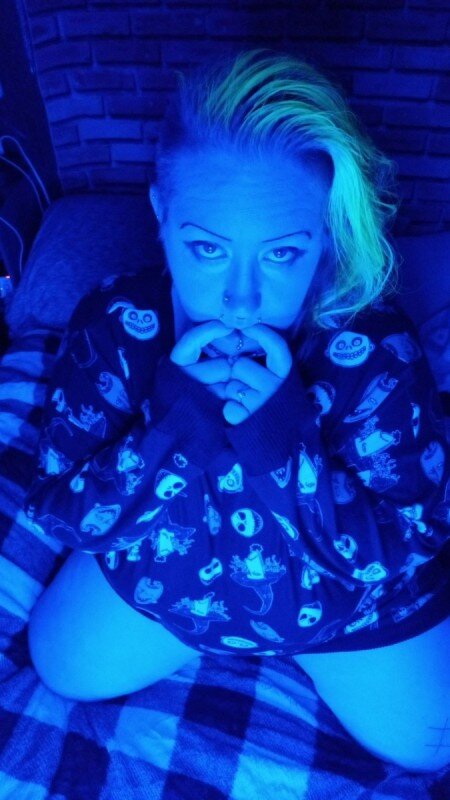 Neonprincessvip (@neonprincess_vip), OnlyFans creator