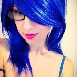 Neonsmurfette (@neonsmurfette), OnlyFans creator