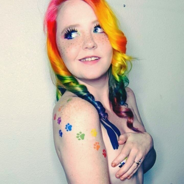 Kimmie (@nerdgibbler), OnlyFans creator