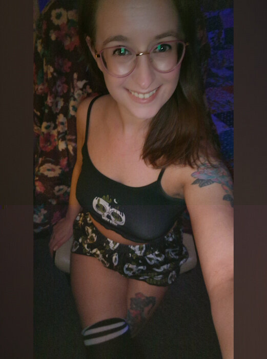Nerdynymph89 (@nerdynymph89), OnlyFans creator