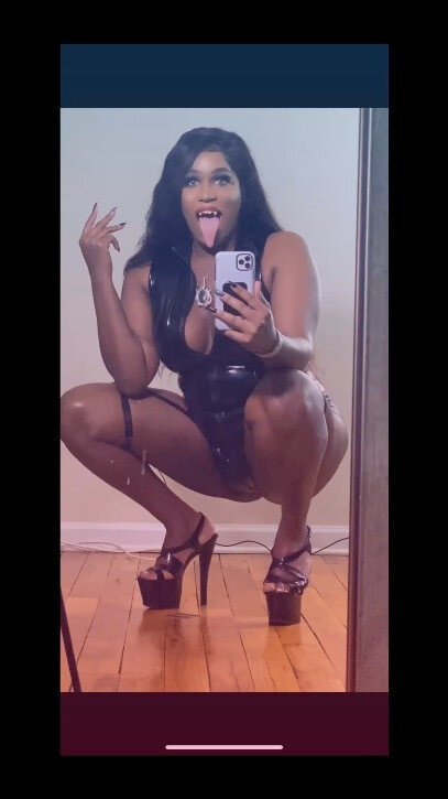 Nialestat (@nialestat), OnlyFans creator