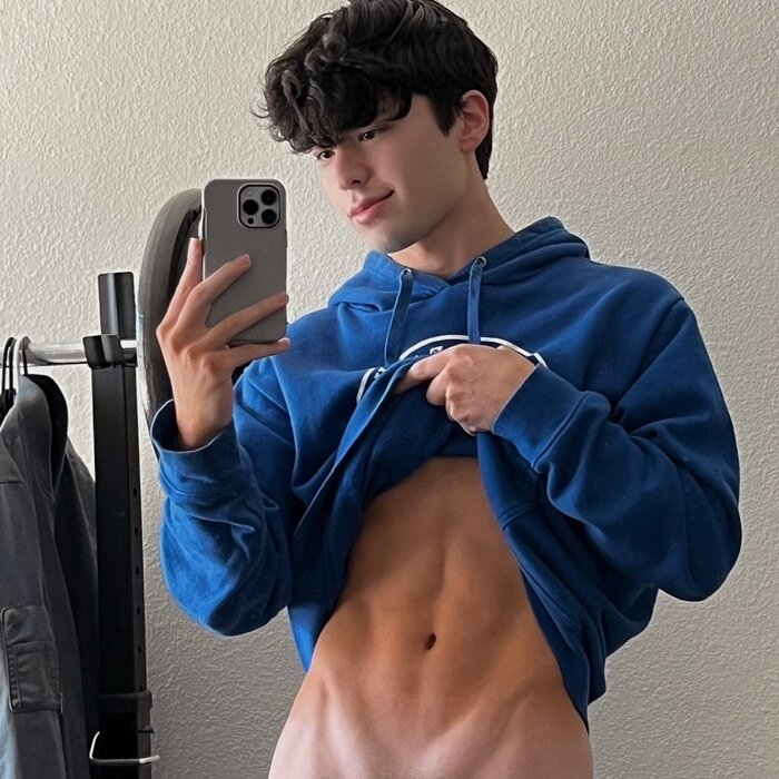Nickfenway (@nickfenway), OnlyFans creator