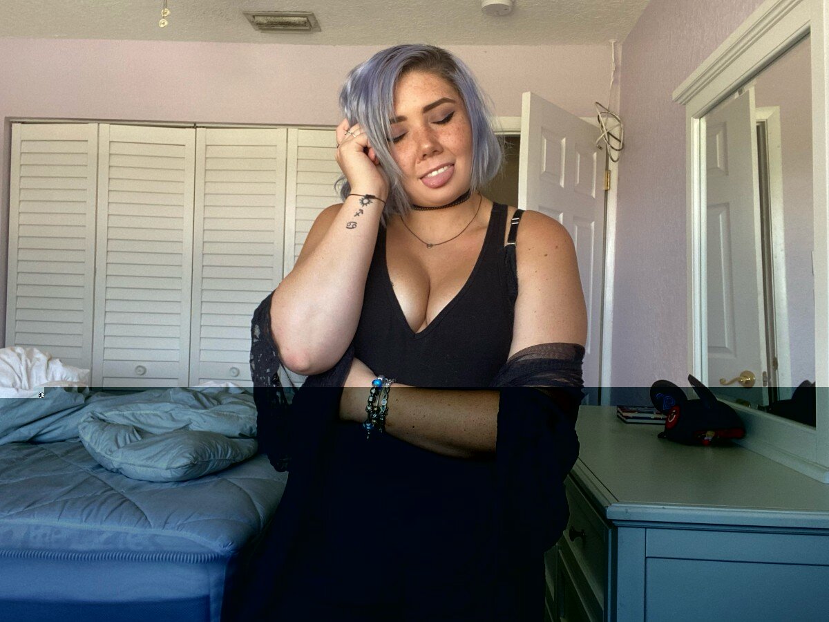 Nicnips (@nicnips), OnlyFans creator