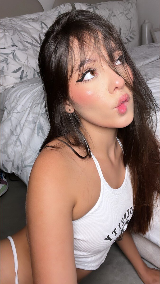 Nicolecaste (@nicolecaste), OnlyFans creator