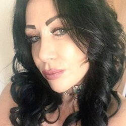 Nicole (@nicoledupapill1), OnlyFans creator