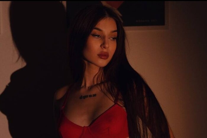 Nicoleelliiee (@nicoleelliiee), OnlyFans creator