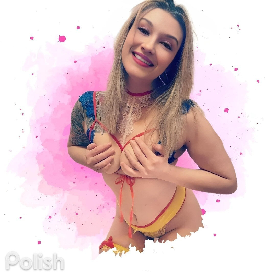 Nicolepearlfans (@nicolepearlfans), OnlyFans creator