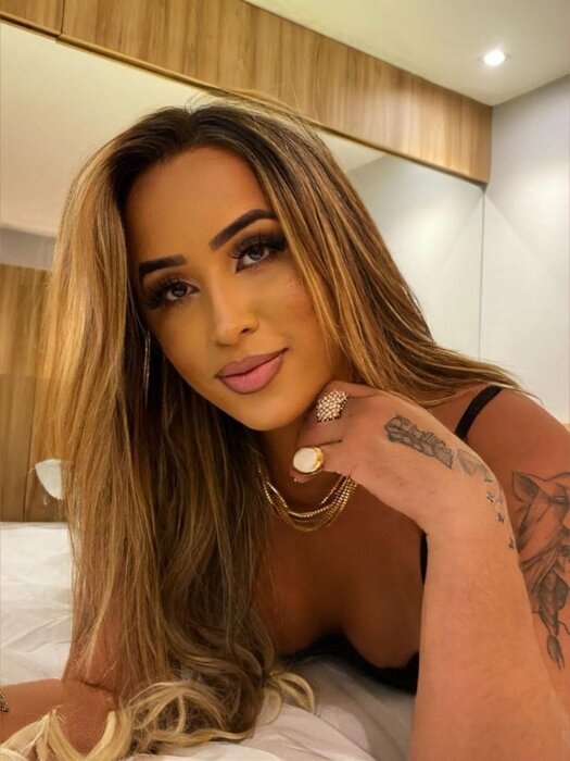Nicollynutella (@nicollynutella), OnlyFans creator