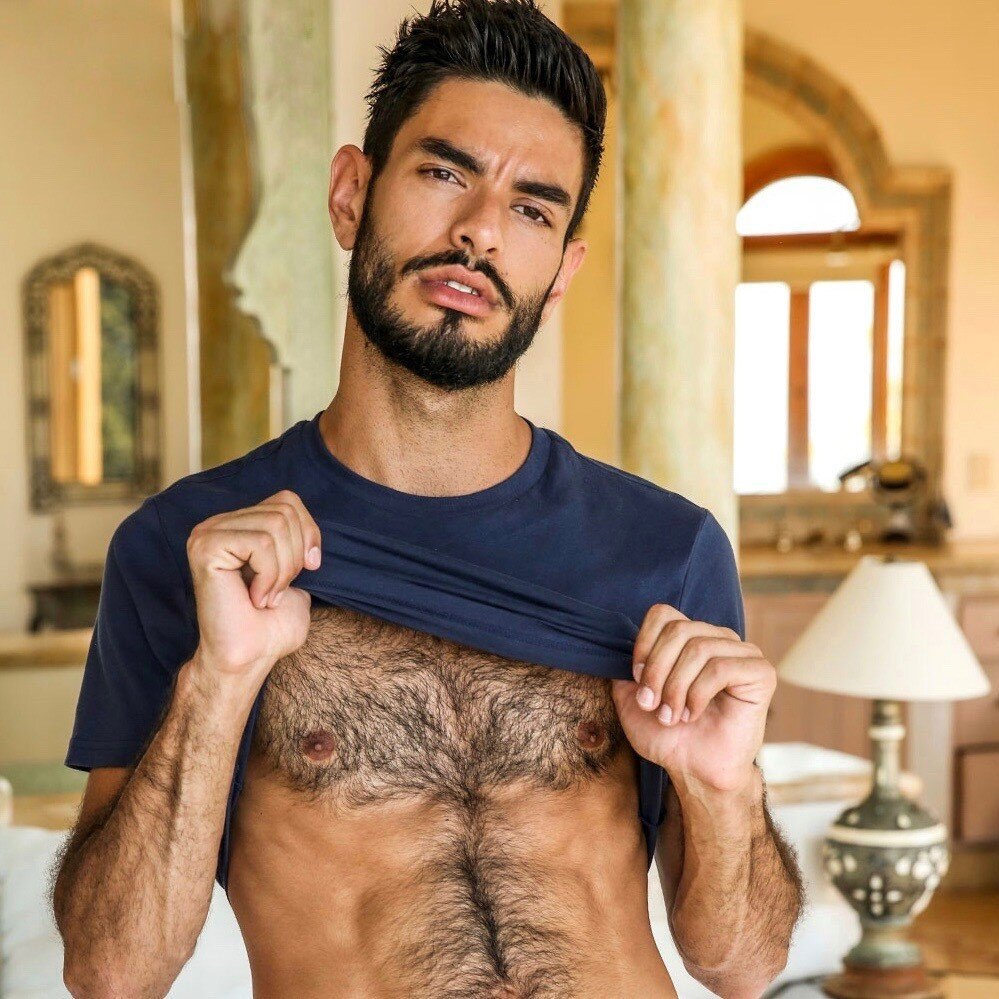 Nicozettafree (@nicozettafree), OnlyFans creator