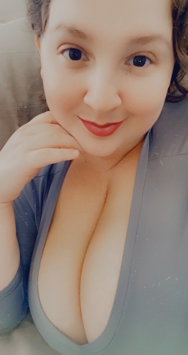 Nightrosegoddess (@nightrosegoddess), OnlyFans creator