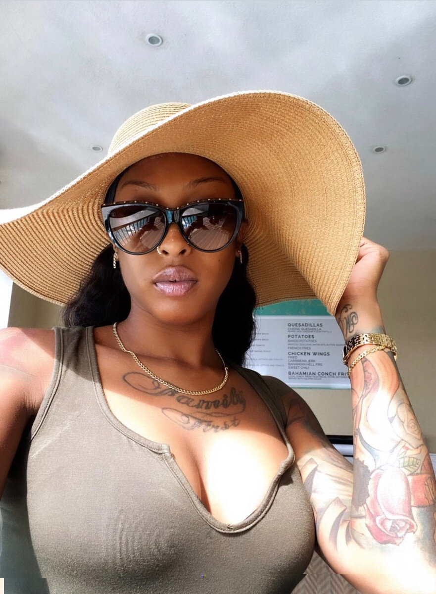 Nikatknight (@nikatknight), OnlyFans creator