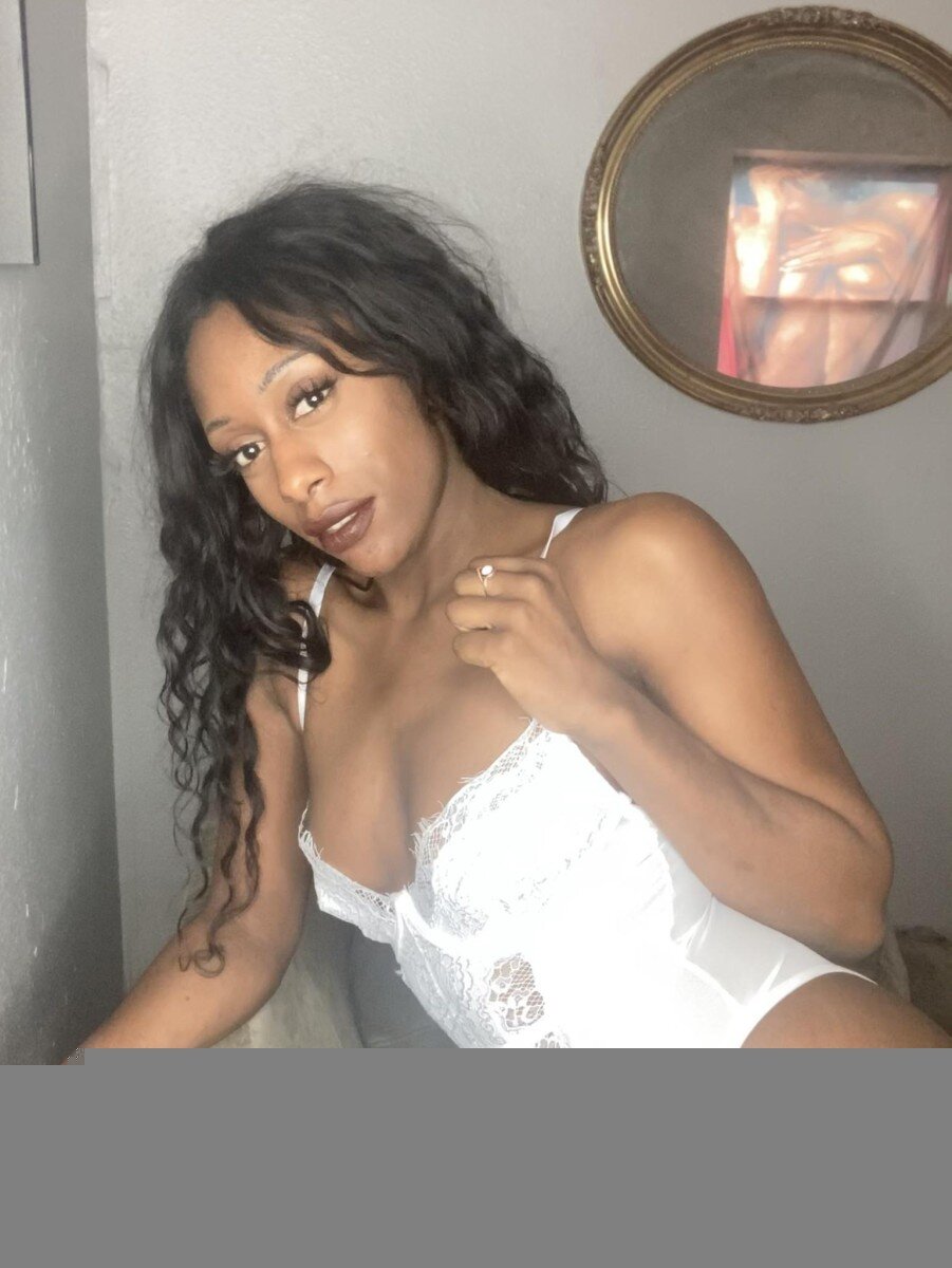 Nikiiplay (@nikii_play), OnlyFans creator