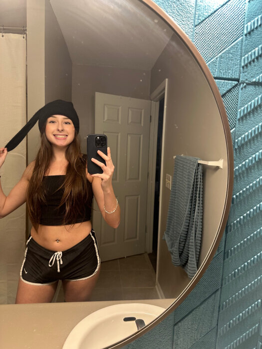 Nikkiifrost (@nikkiifrost), OnlyFans creator