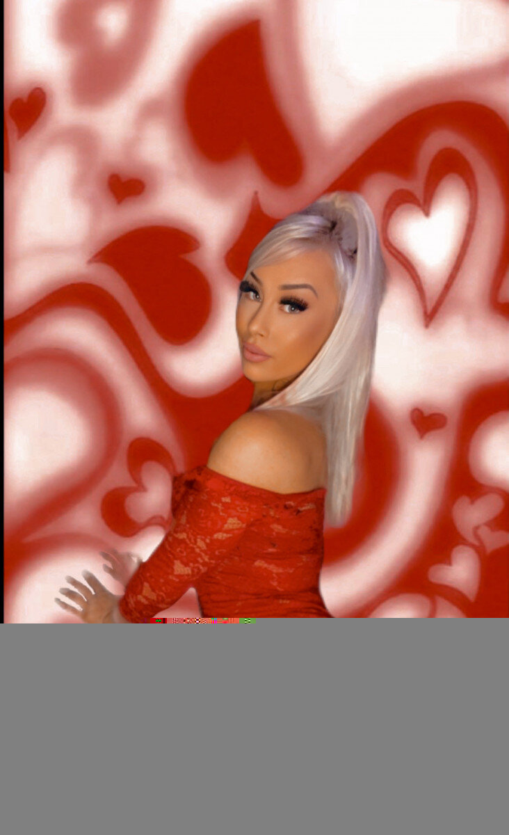 Nikkiliciousxo (@nikkiliciousxo), OnlyFans creator
