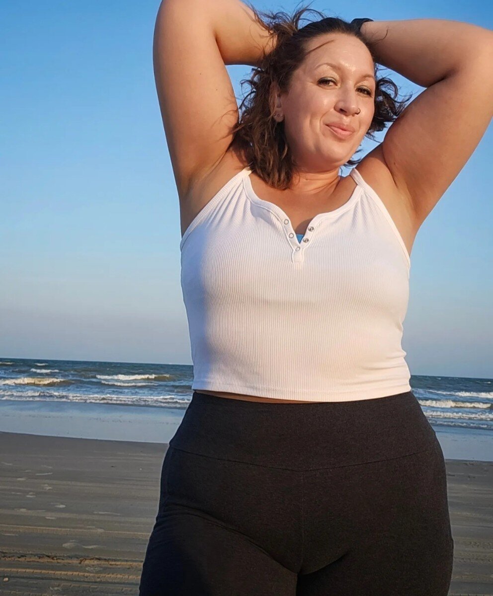 Nikkissweetspot (@nikkissweetspot), OnlyFans creator