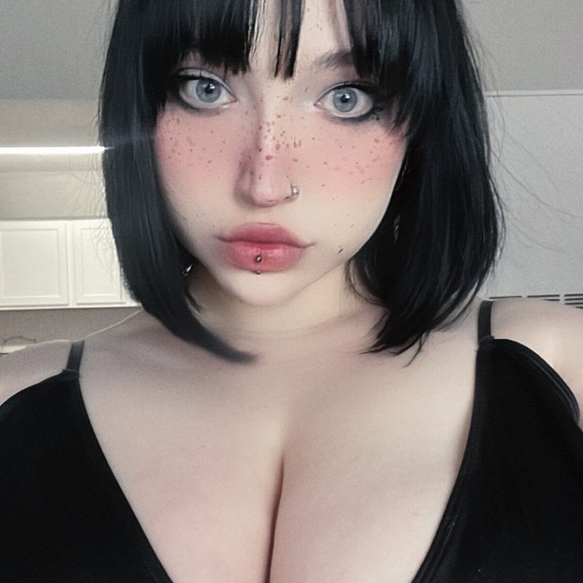 Nikkitagoth (@nikkitagoth), OnlyFans creator