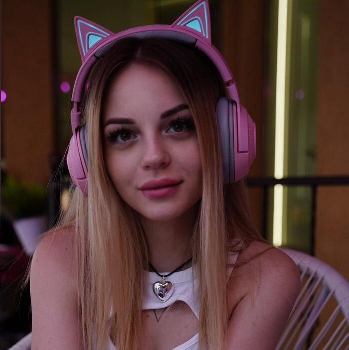 Nikkygirll (@nikkygirll), OnlyFans creator