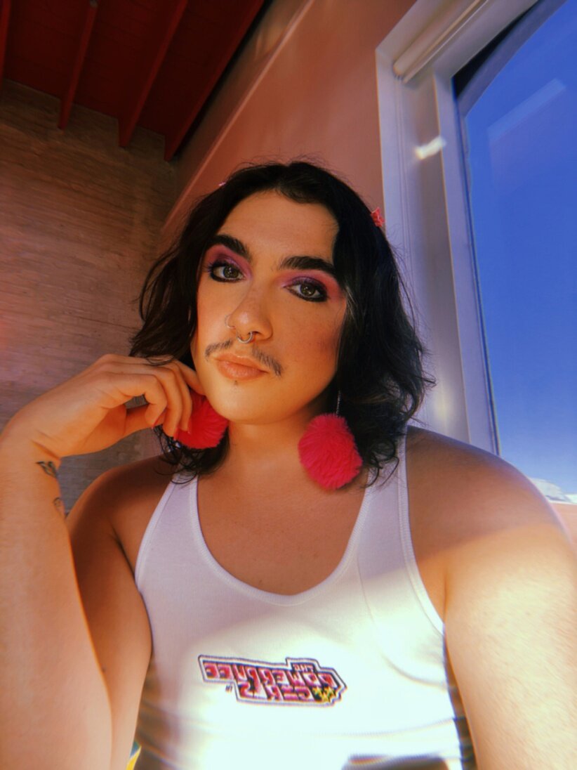 Avery (@nipplelessalien), OnlyFans creator