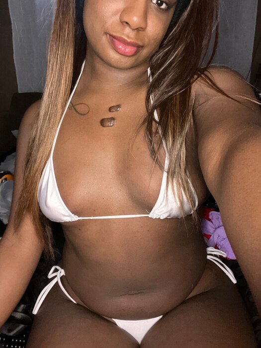 Niquefree143 (@niquefree143), OnlyFans creator