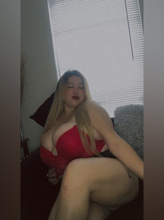 Nmaminiiicole (@nmaminiiicole), OnlyFans creator