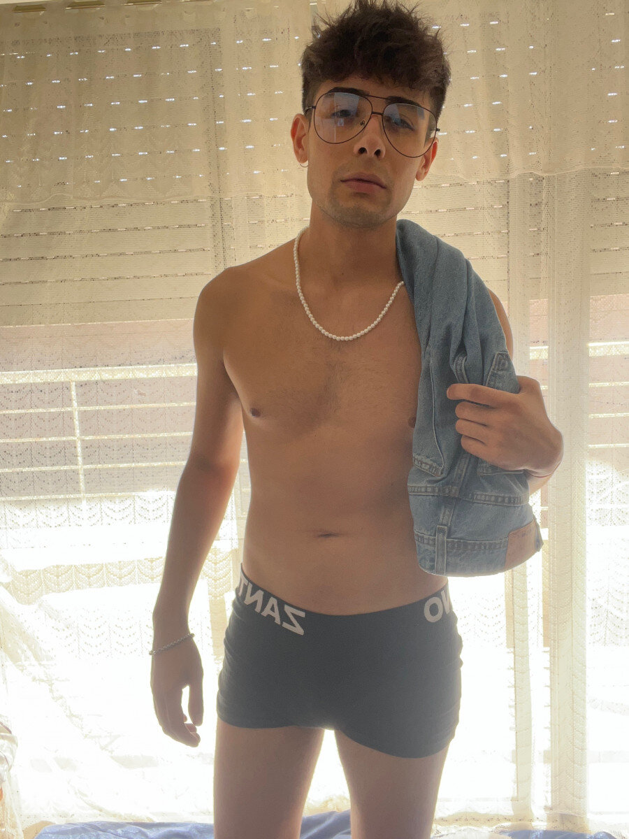 Noahx (@noah_x), OnlyFans creator