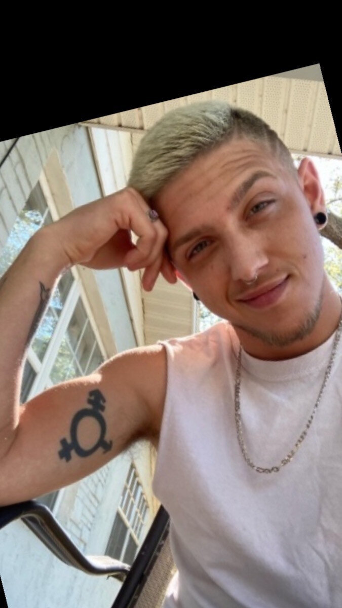 Noahwithnoark (@noahwithnoark), OnlyFans creator