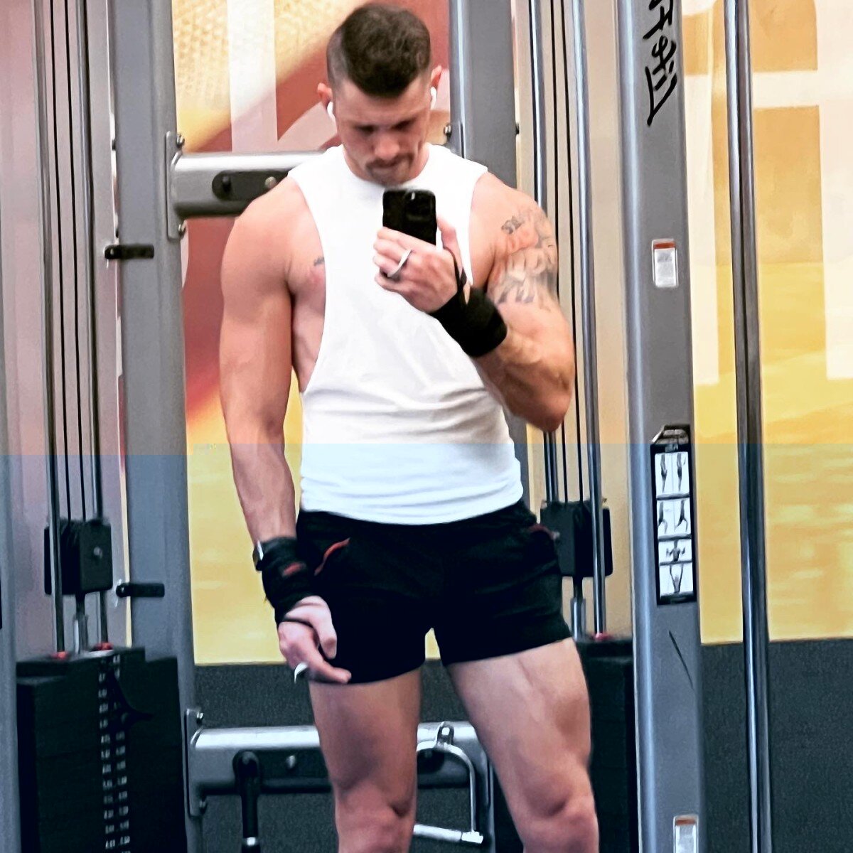 Noinnocentdude (@noinnocentdude), OnlyFans creator