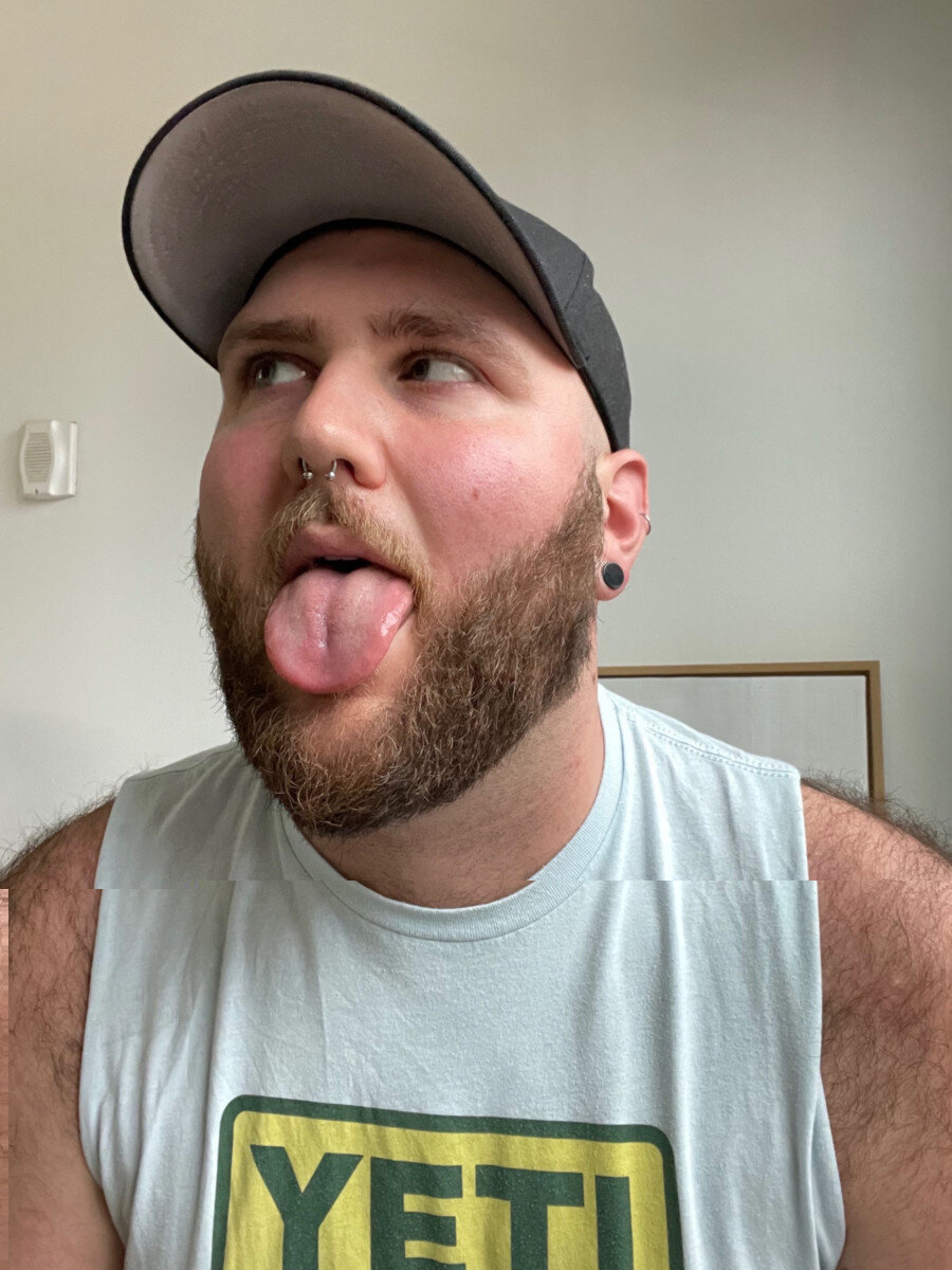 Nonviolentbear (@nonviolentbear), OnlyFans creator