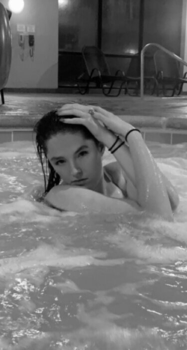 Notsoinnocentangel (@not-so-innocent-angel), OnlyFans creator