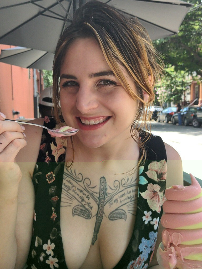 Jennifer (@notreallyjcm), OnlyFans creator