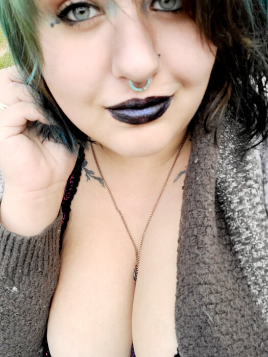 Notsoromantic (@notsoromantic), OnlyFans creator