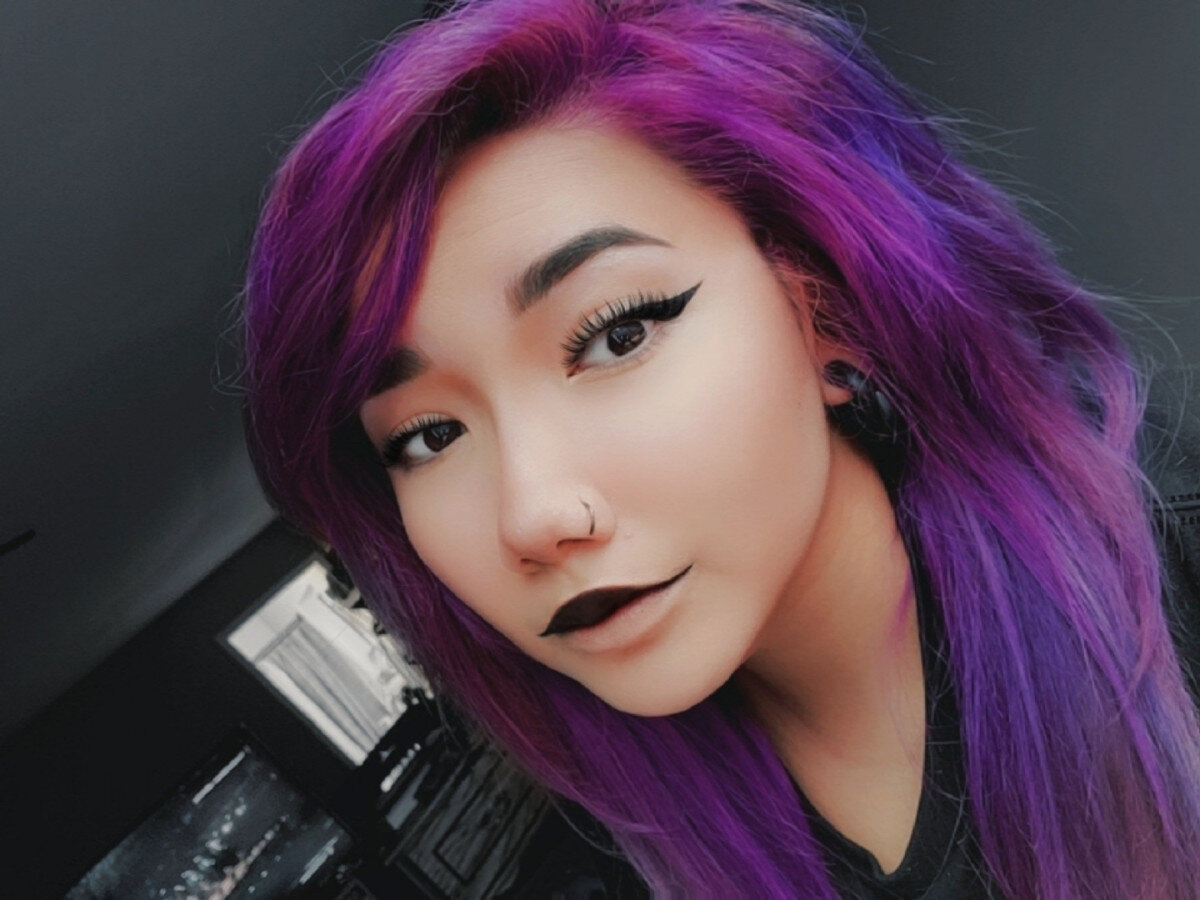 Novahazefree (@novahazefree), OnlyFans creator
