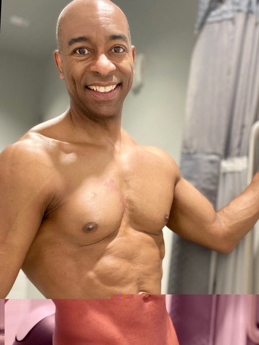Nudeguyyoga