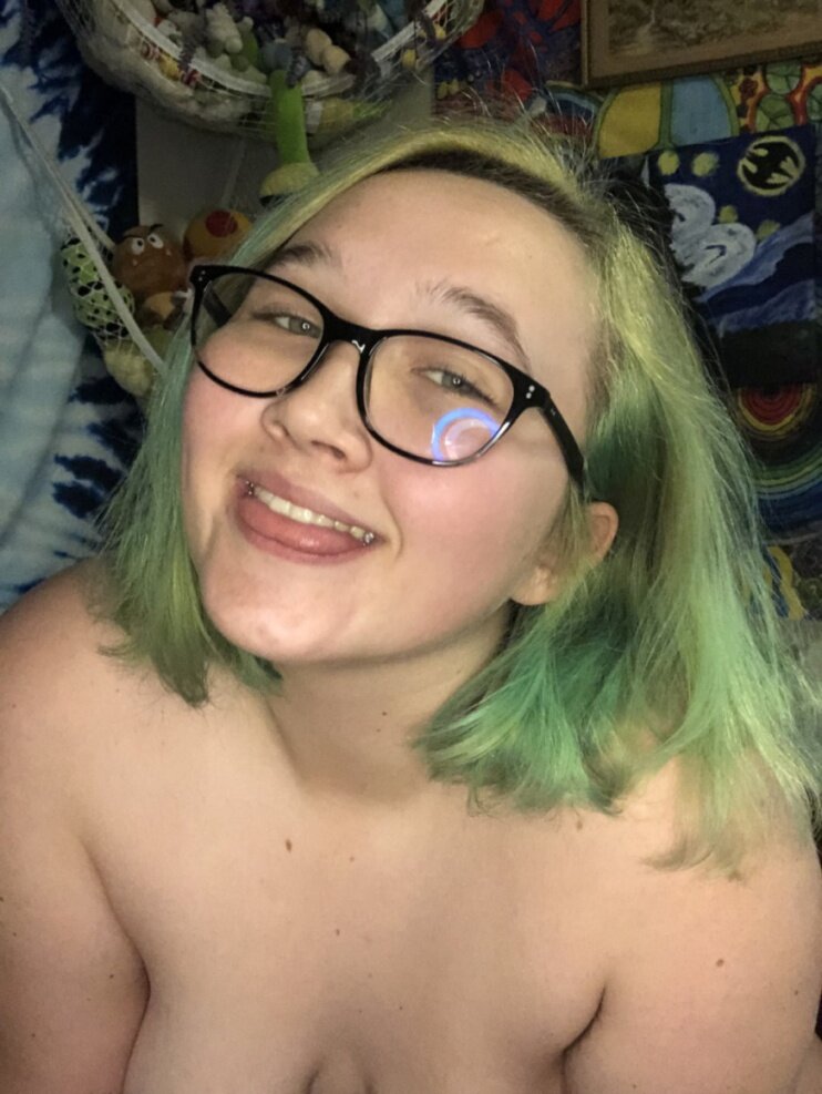Nymphosir3n (@nymphosir3n), OnlyFans creator