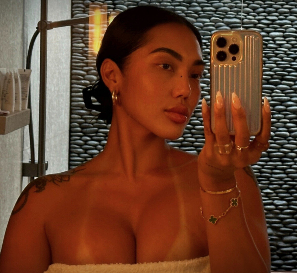 Officialarmanimarie (@officialarmanimarie), OnlyFans creator