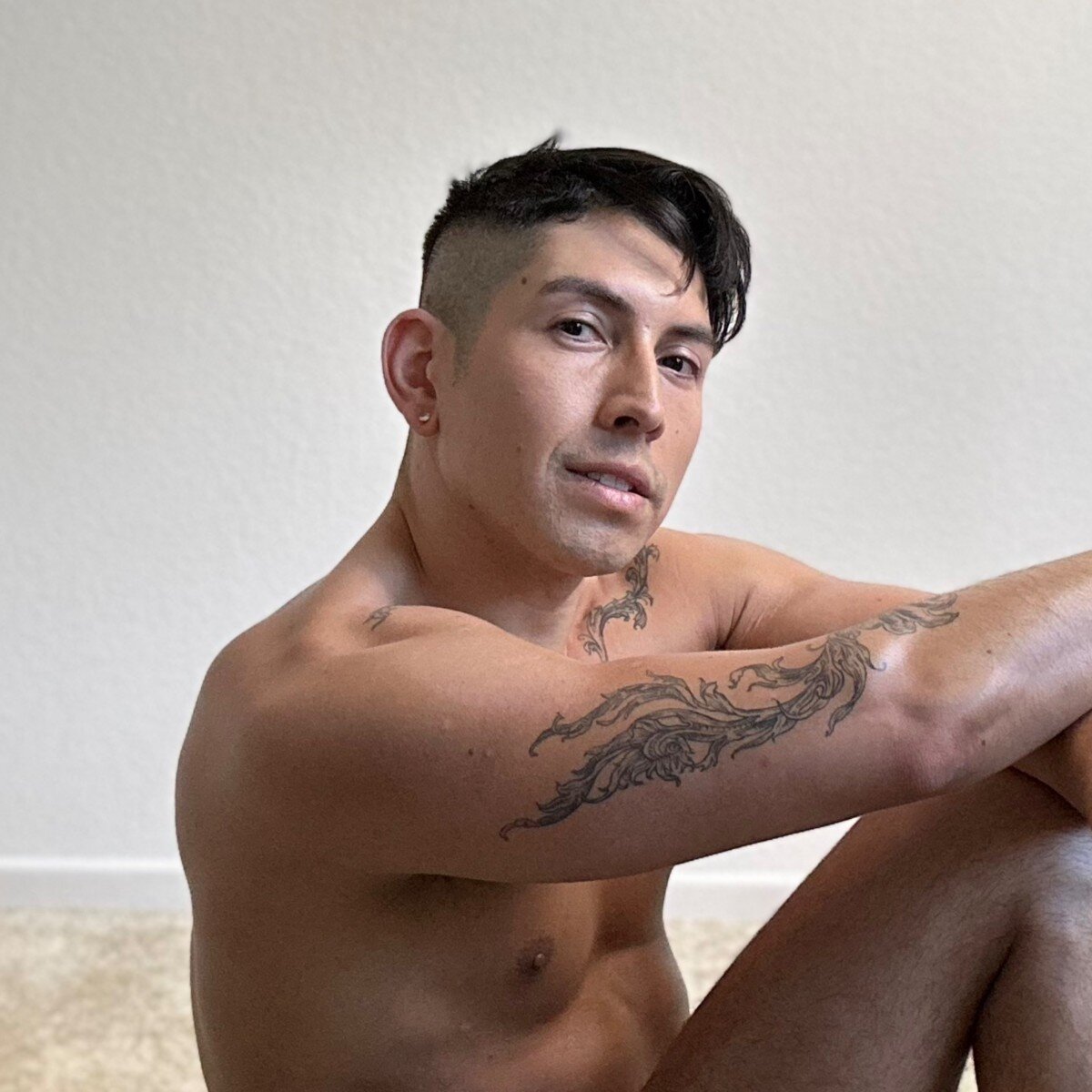 Officialhenryalexander (@officialhenryalexander), OnlyFans creator