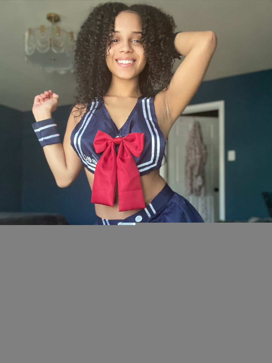 Officialsakuraaa (@officialsakuraaa), OnlyFans creator