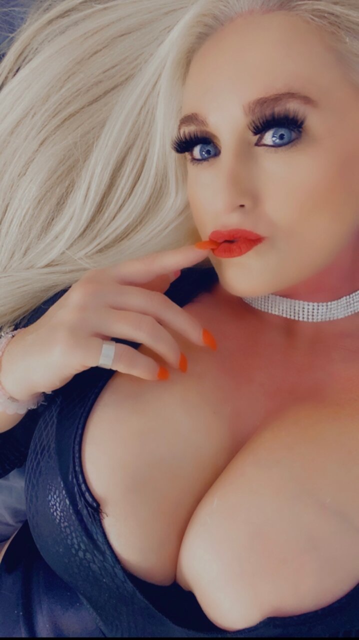 Officialsarahdaniel (@officialsarahdaniel), OnlyFans creator