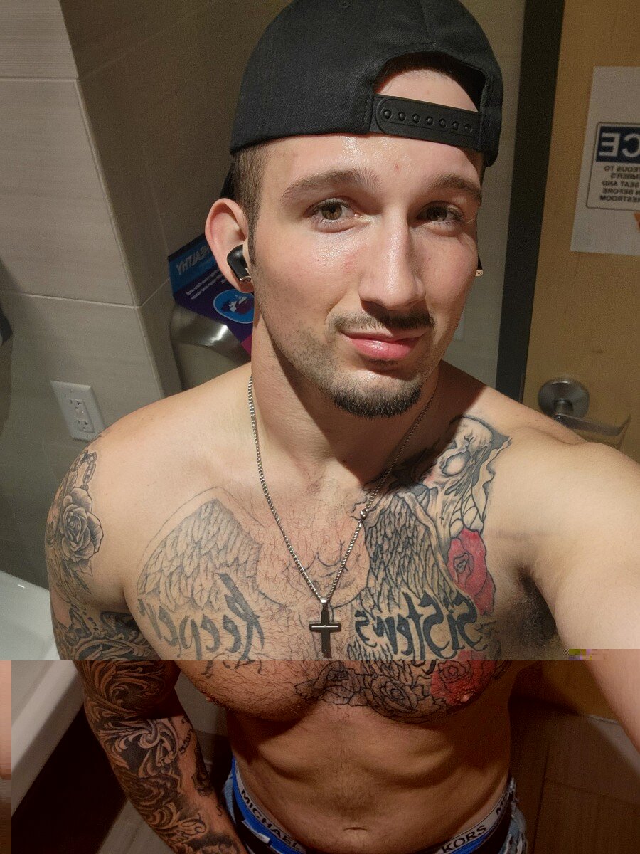 Officialshanewhitlow (@officialshanewhitlow), OnlyFans creator