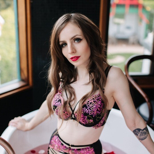 Ohlizzie (@ohlizzie), OnlyFans creator