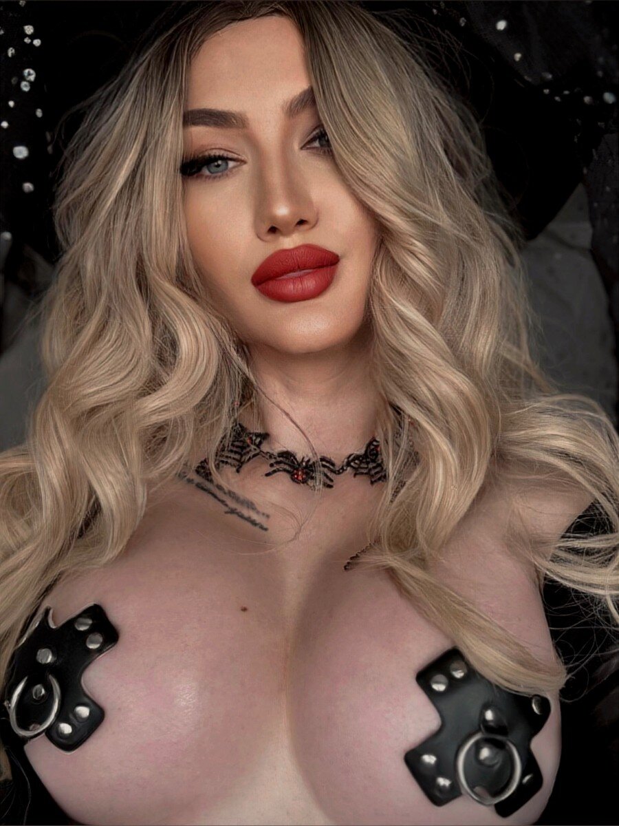 Okamibabe (@okamibabe), OnlyFans creator