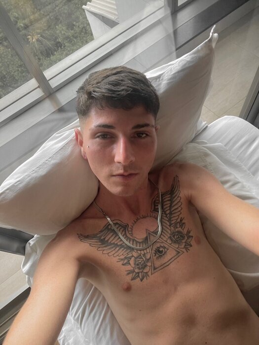 Olinsky (@olinsky), OnlyFans creator