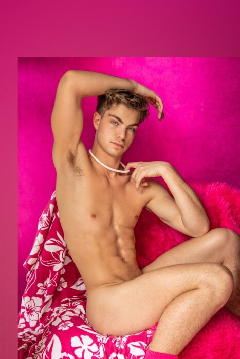 Olivercarterx (@olivercarterx), OnlyFans creator
