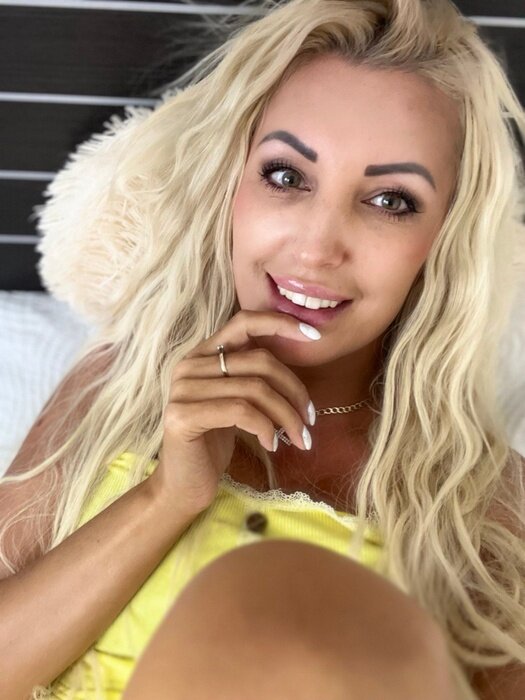 Oliviarodri (@oliviarodri), OnlyFans creator