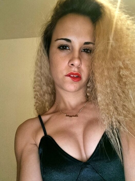 Oliviasokolov (@oliviasokolov), OnlyFans creator