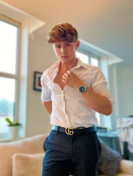 Ollienibsfreepage (@ollienibsfreepage), OnlyFans creator