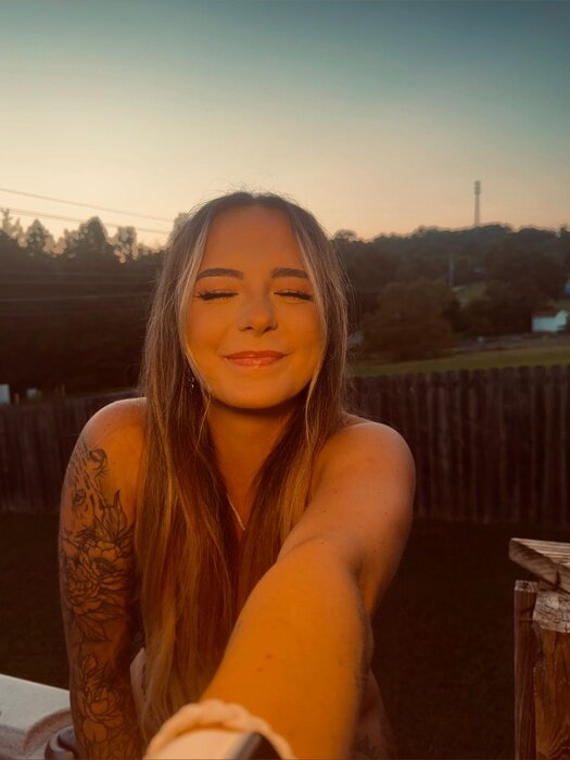 Omlkaitlyn (@omlkaitlyn), OnlyFans creator